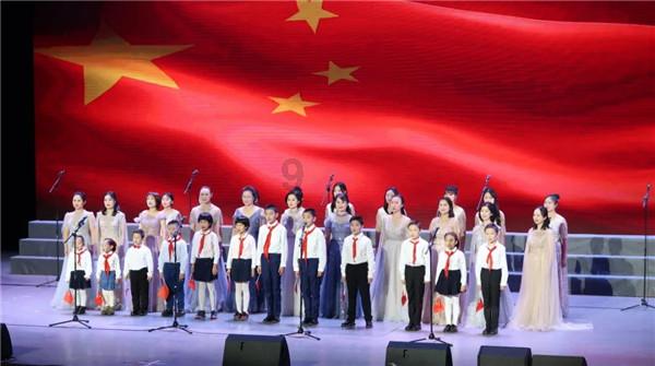 阿斯：塞维利亚加入雷纳争夺战，球员更想踢西甲而不是英超